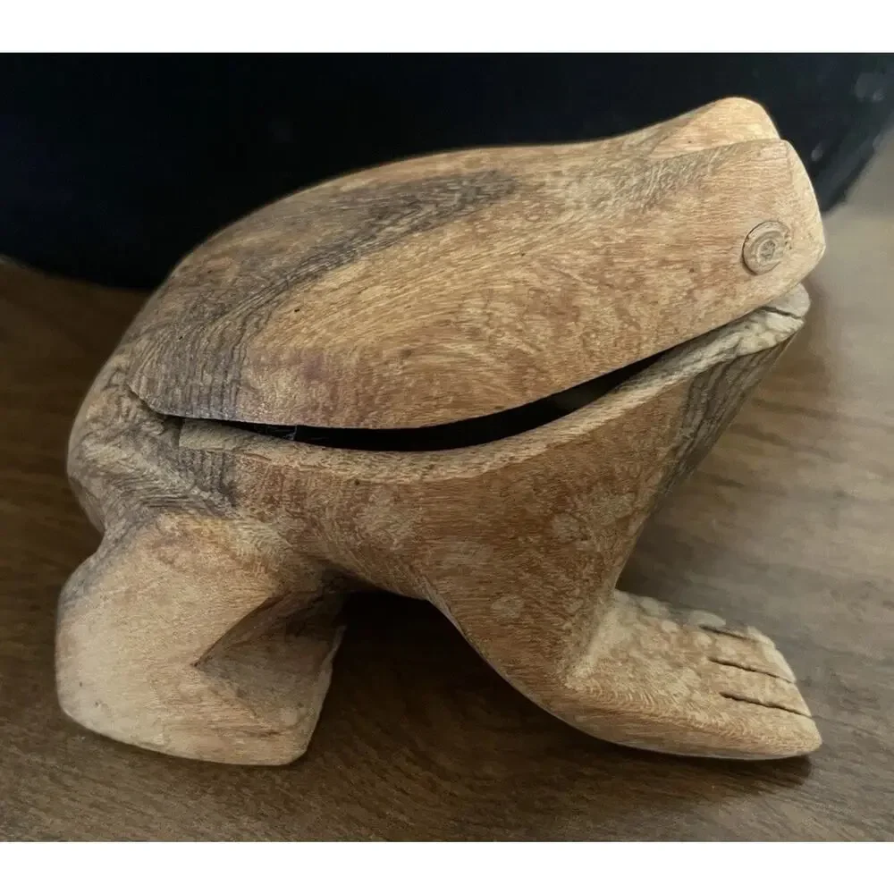 VTG Hand Carved Wooden Frog Trinket Box Wood Coqui Lidded Box. Storage Box